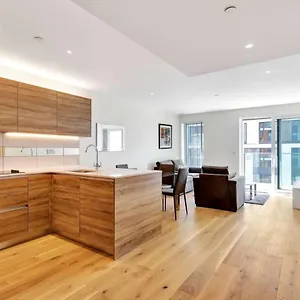  Apartment Riverside Minutes From Elizabeth Line
